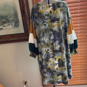 Emerald Abstract Print Color-Block Long Sleeve Dress Size 3X